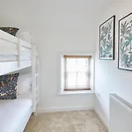 Dunsley Chapel At Sandsend Holiday home